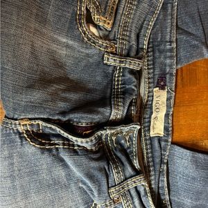 Vigors Collection Candi pants.
